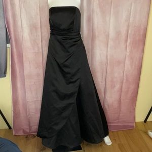 David’s Bridal Black Formal Dress. Size 10